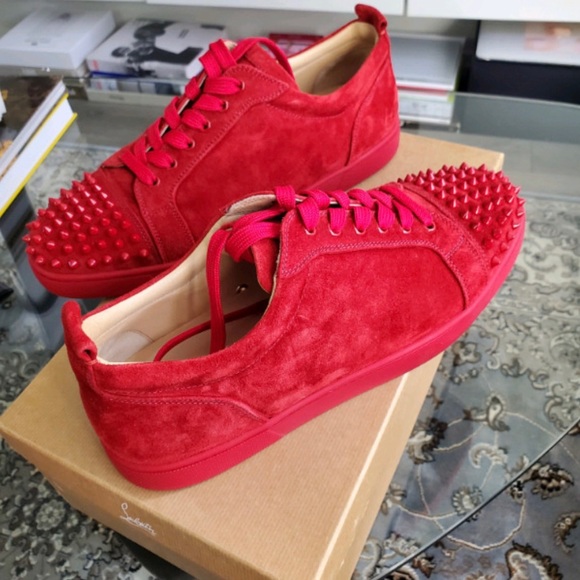 Hi! I’m selling red Christian loubitons worn once - Picture 3 of 5